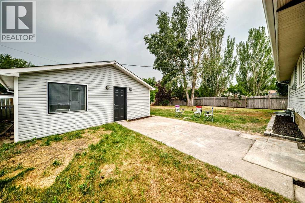 545 Madeira Drive NE - Image 45