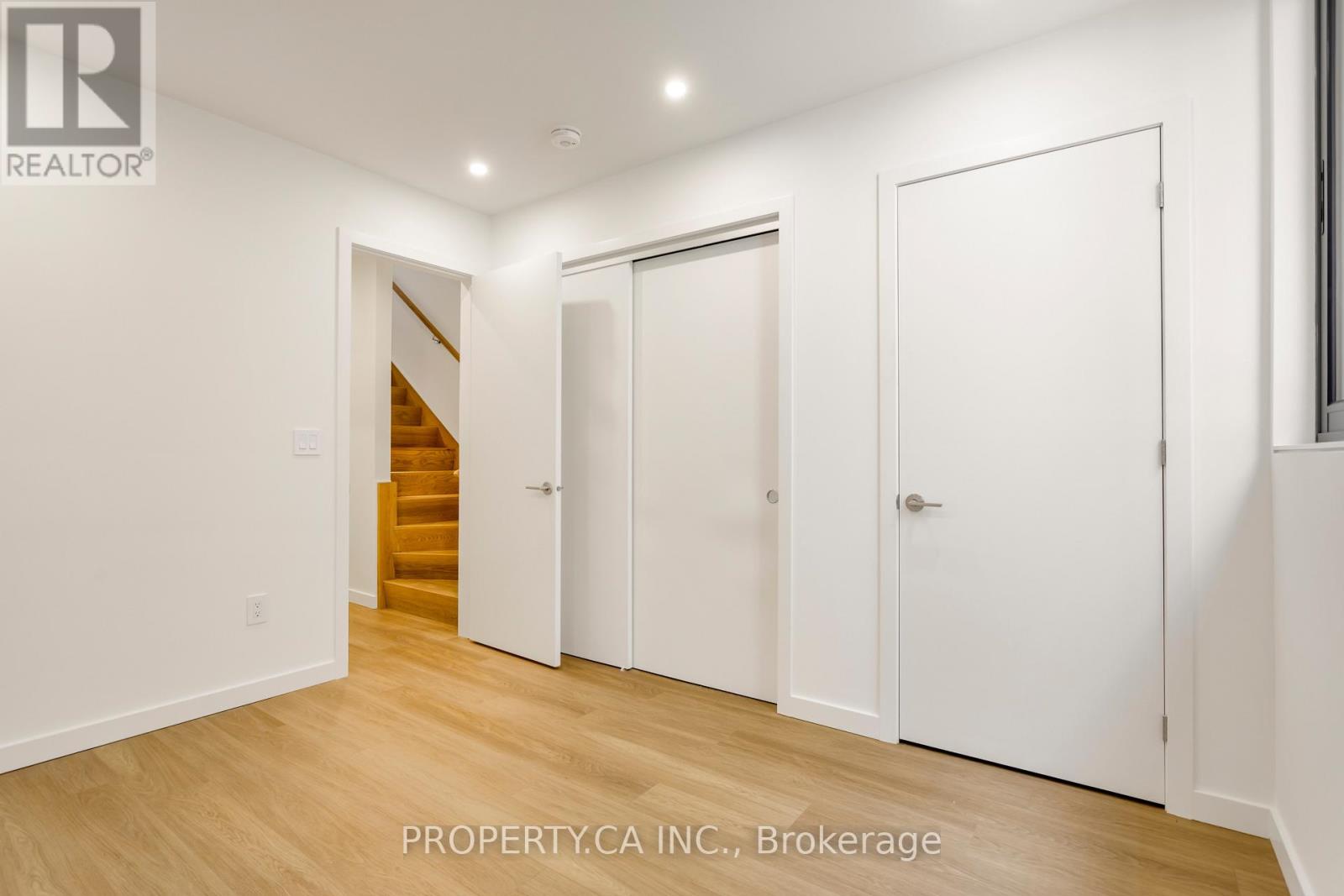 Thumbnail 44