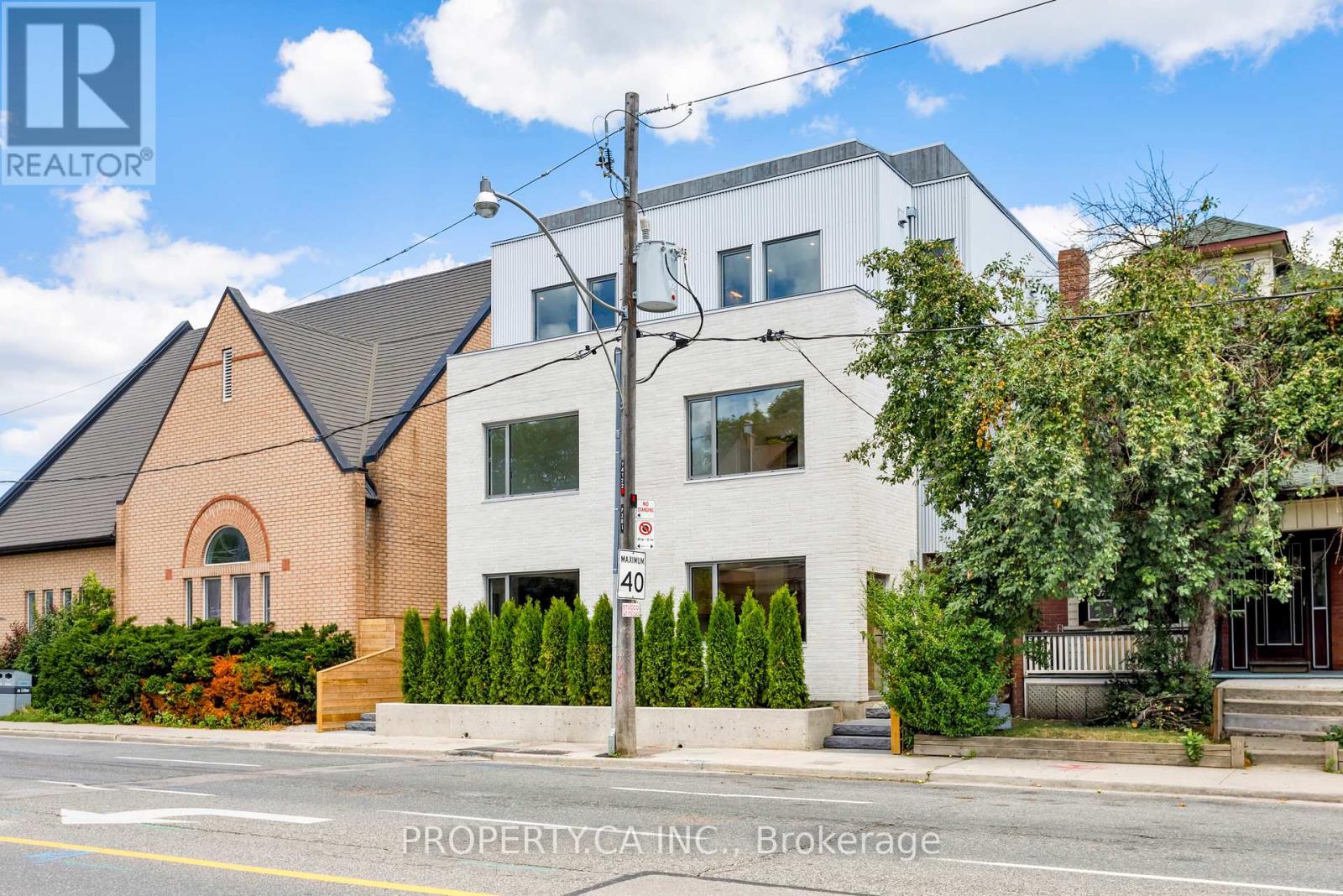 UNIT #3 - 301 KEELE STREET
