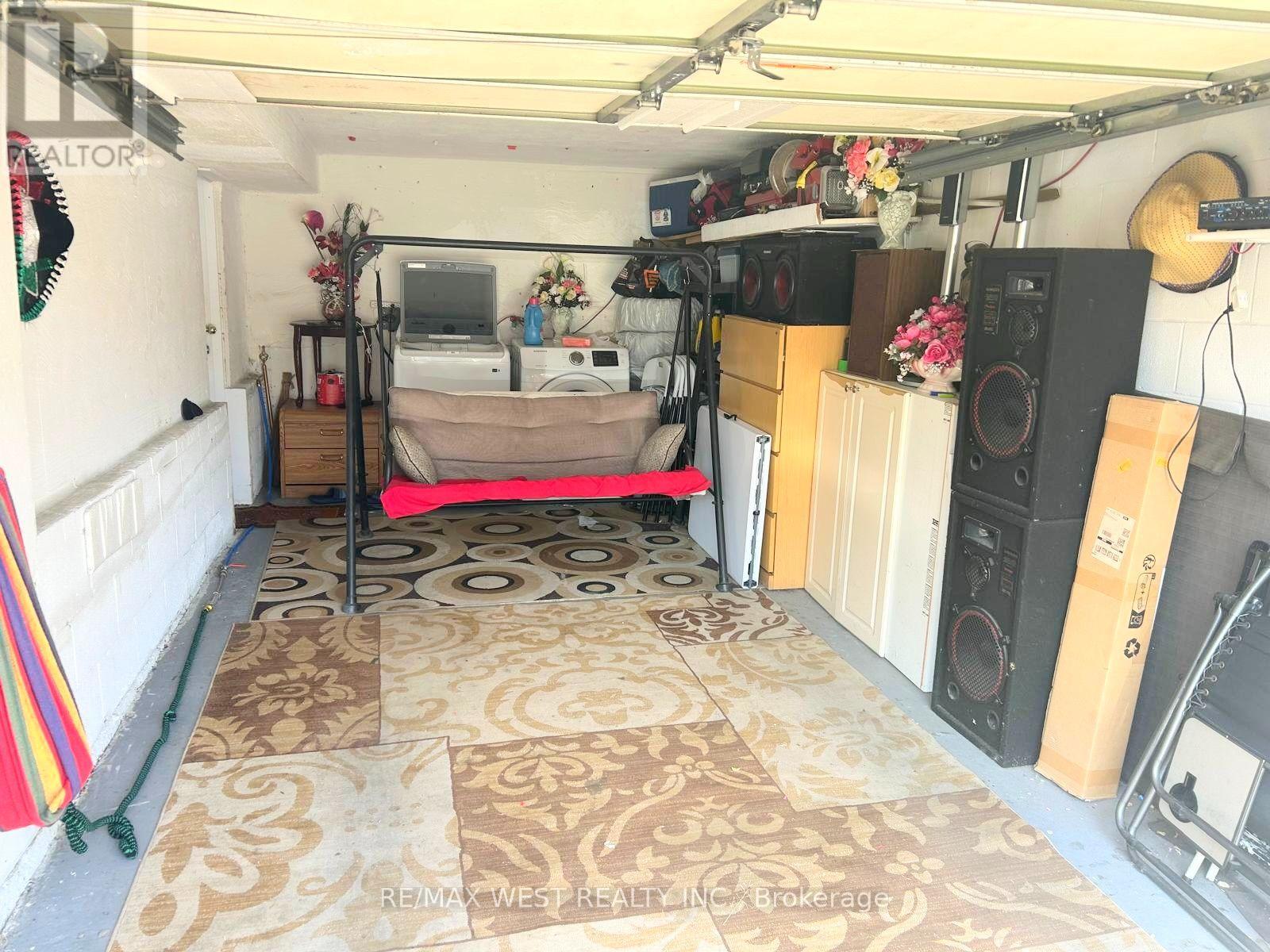 #134 6458 FINCH AVENUE W - 13