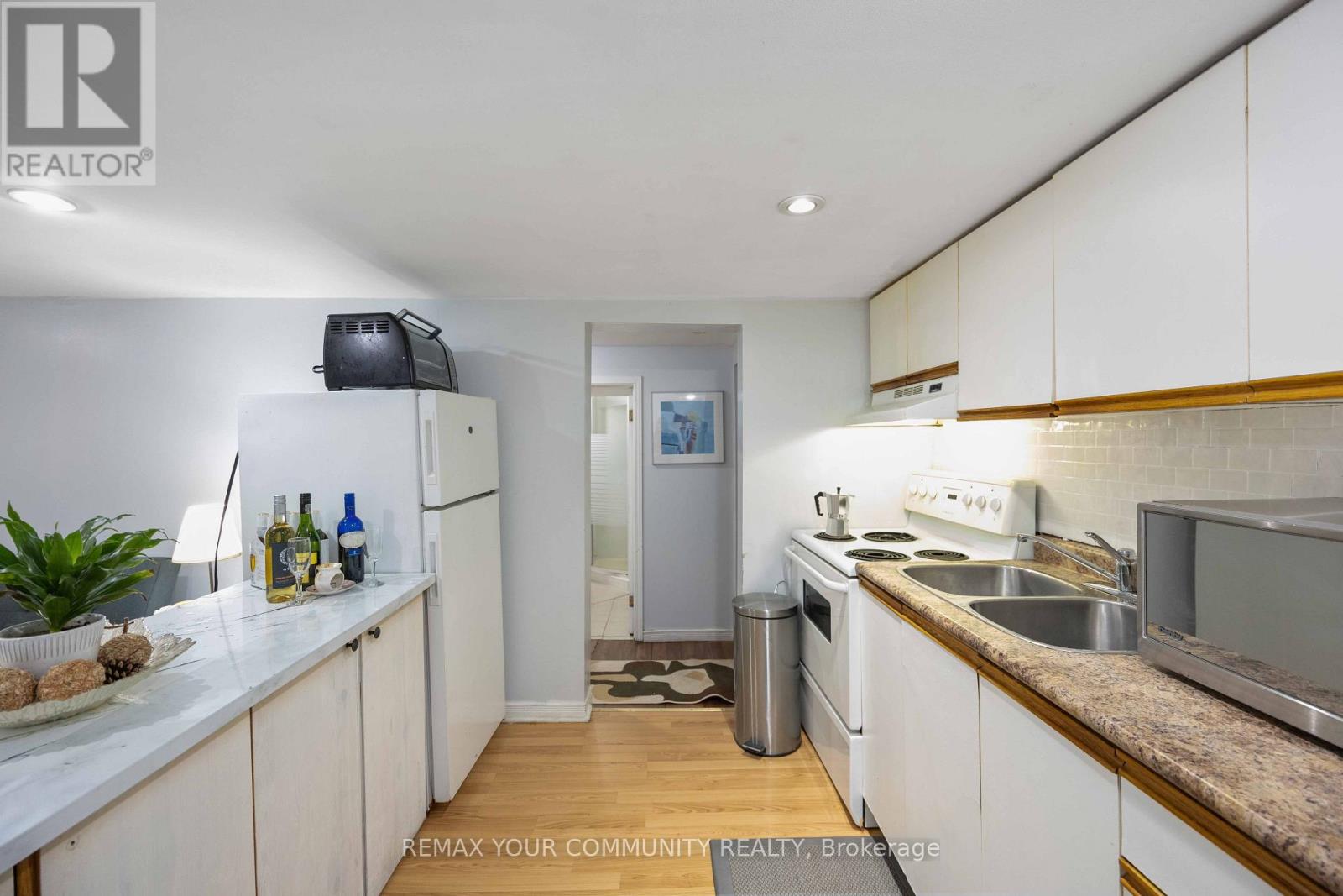 62 SECROFT CRESCENT - Image 16
