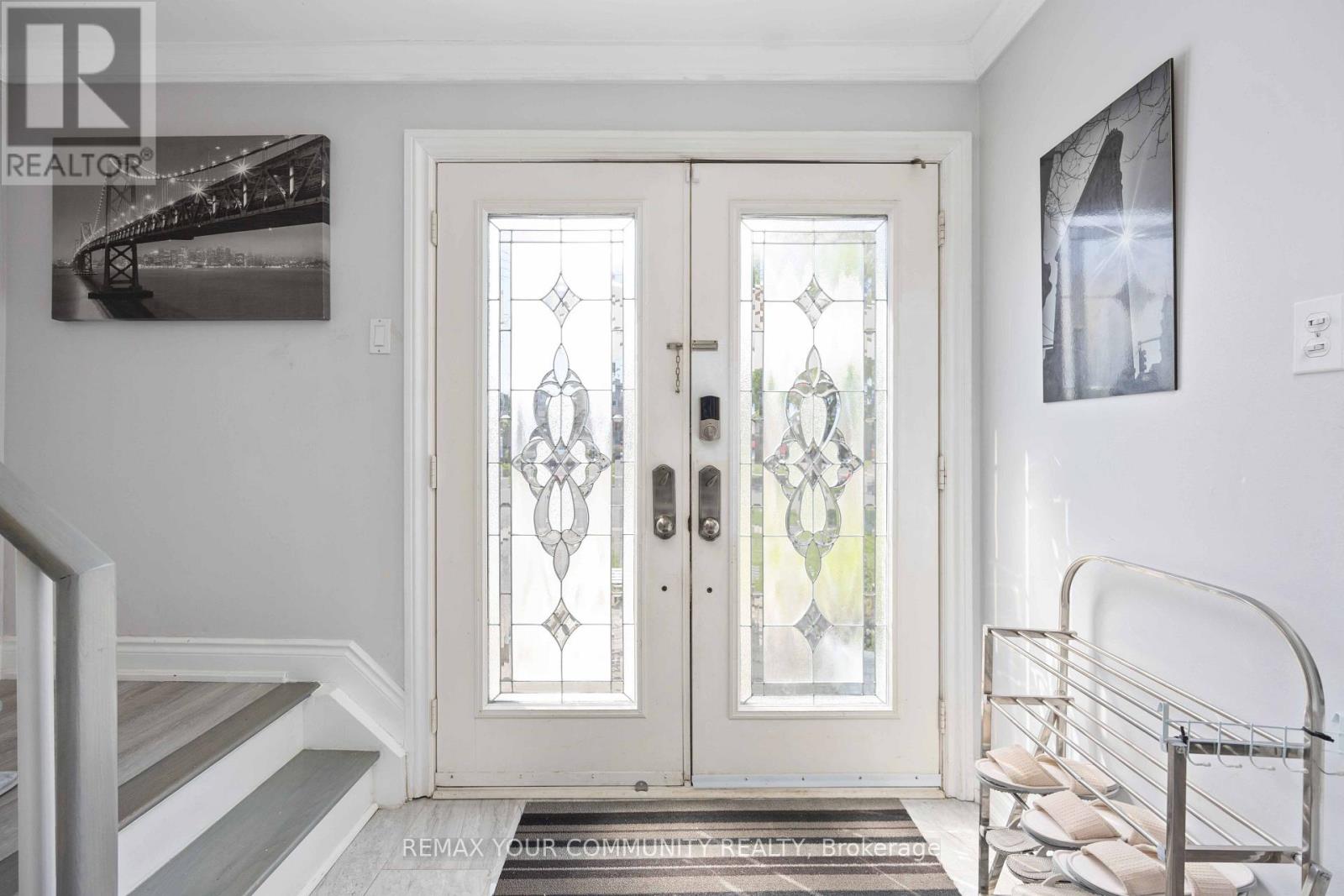 62 SECROFT CRESCENT - 2