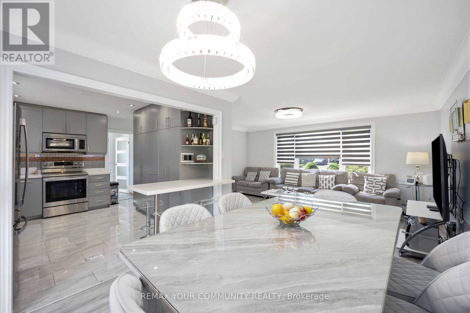 62 SECROFT CRESCENT - 5