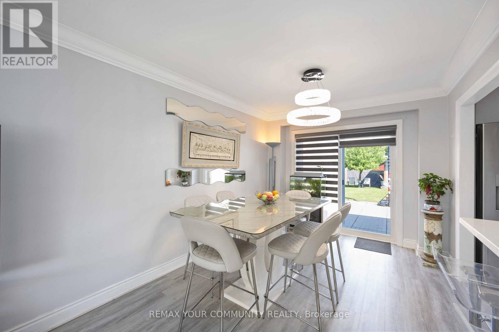 62 SECROFT CRESCENT - 6