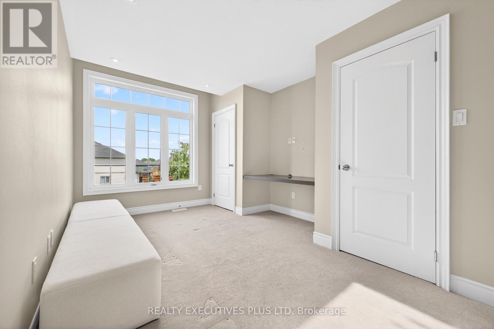 1 SUNSET WAY - Image 24