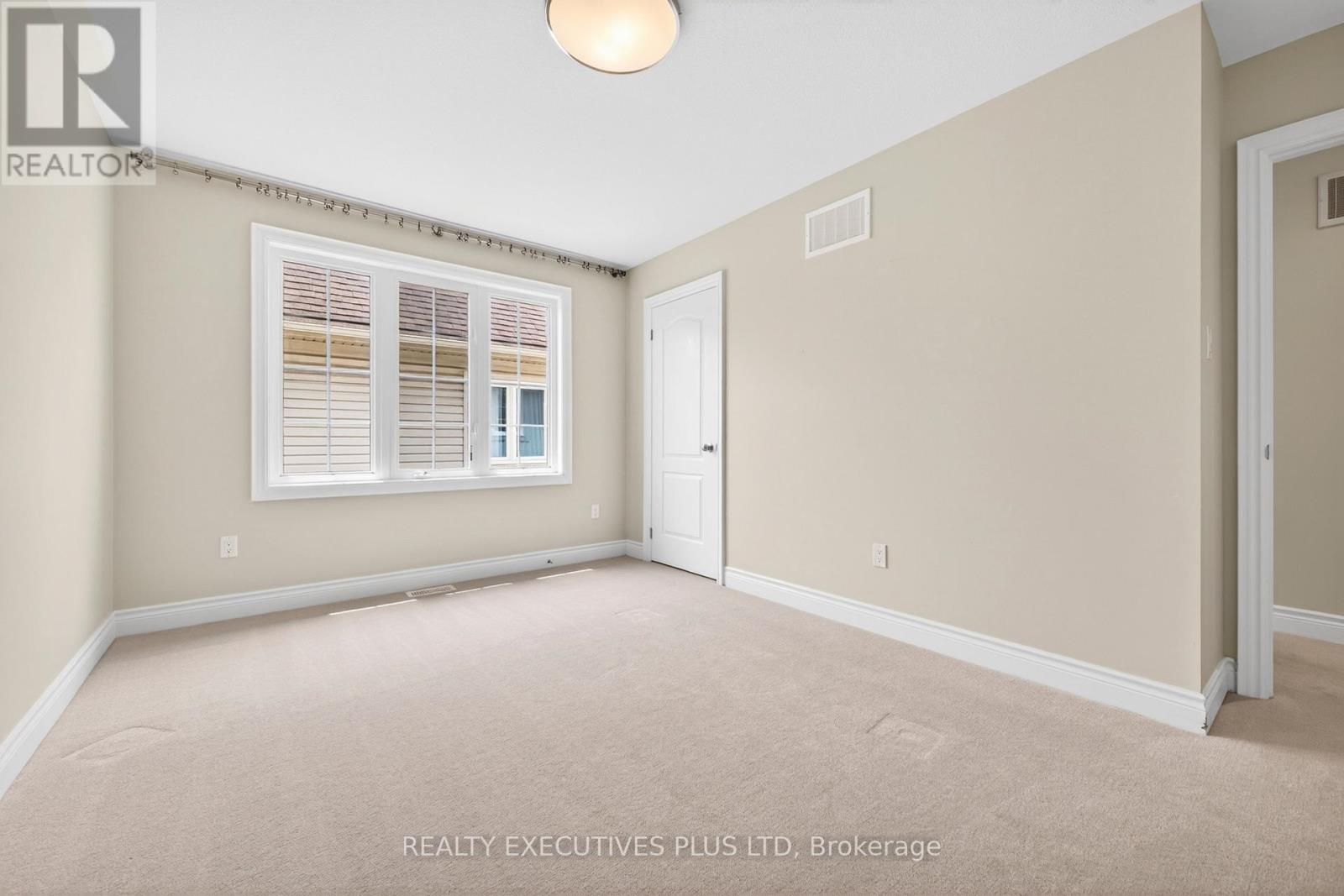 1 SUNSET WAY - Image 35
