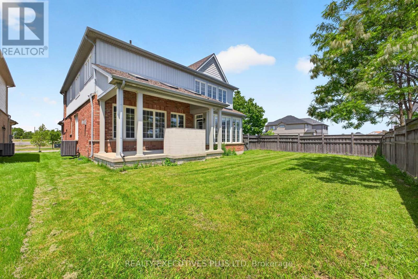 1 SUNSET WAY - Image 6