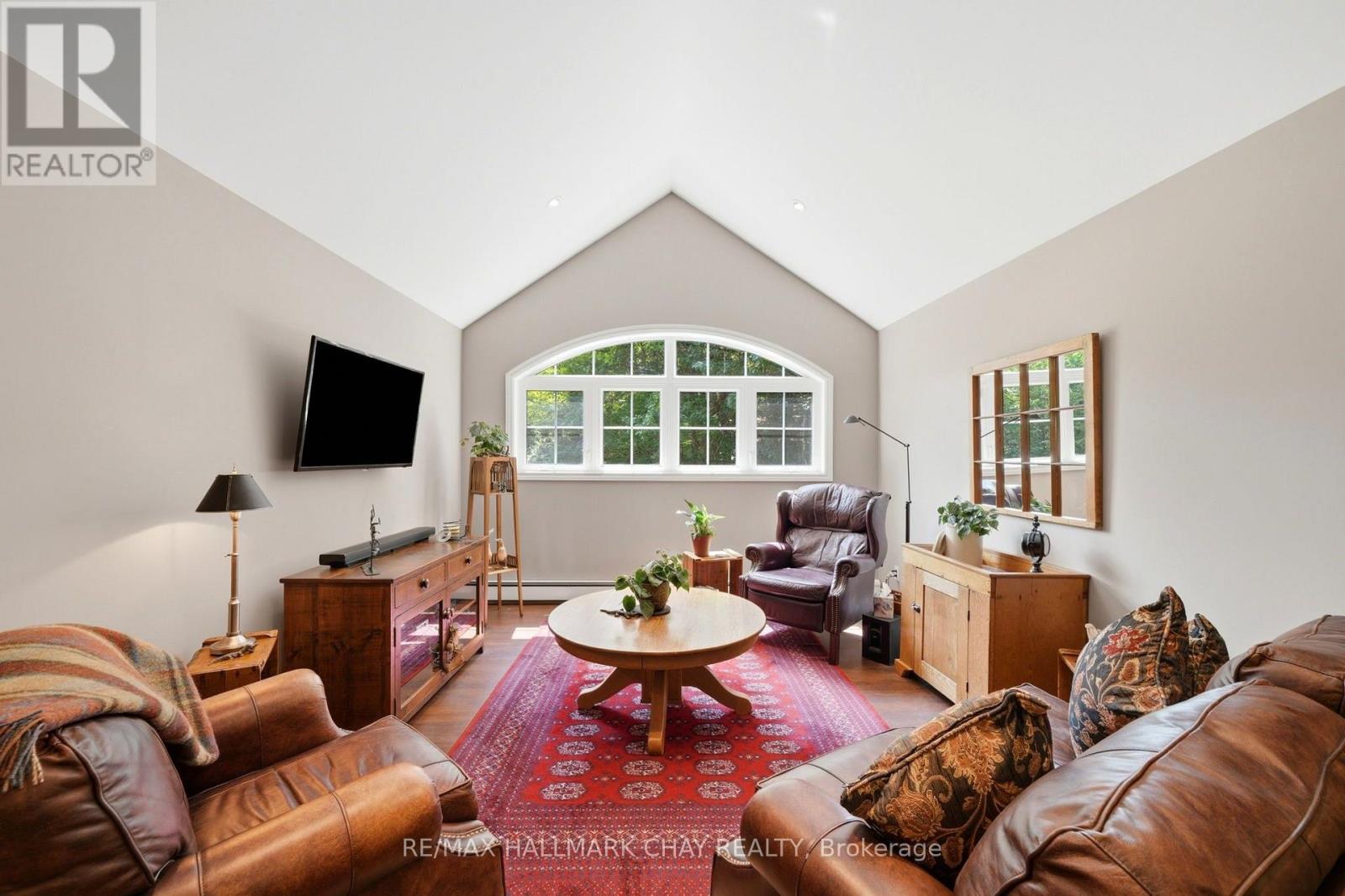 50 PRICE POINT ROAD - 14