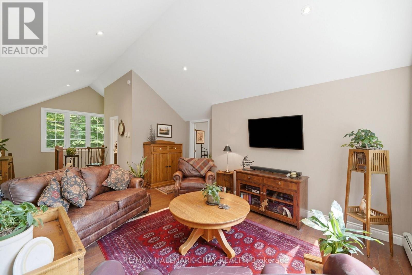 50 PRICE POINT ROAD - 15
