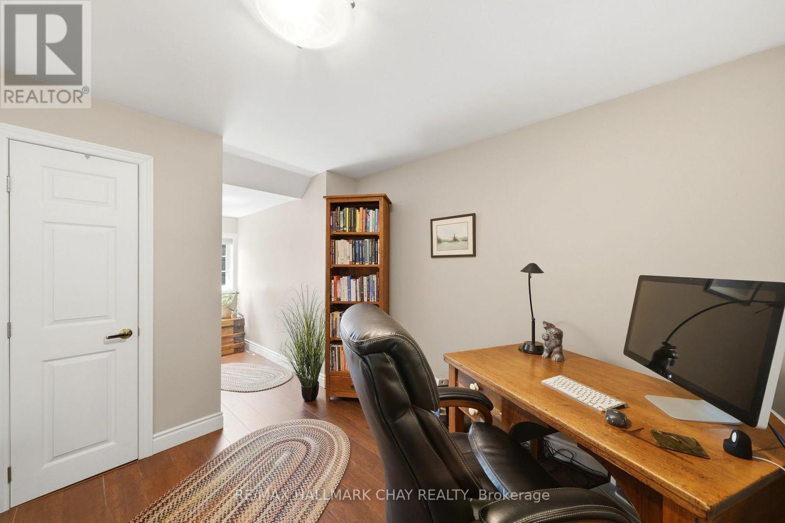 50 PRICE POINT ROAD - 17