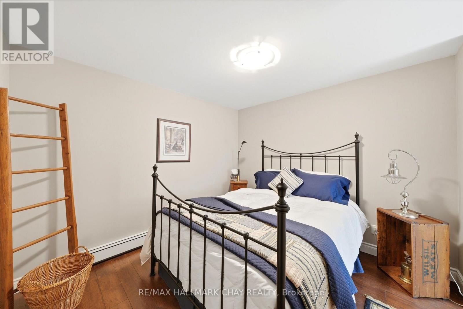 50 PRICE POINT ROAD - 19