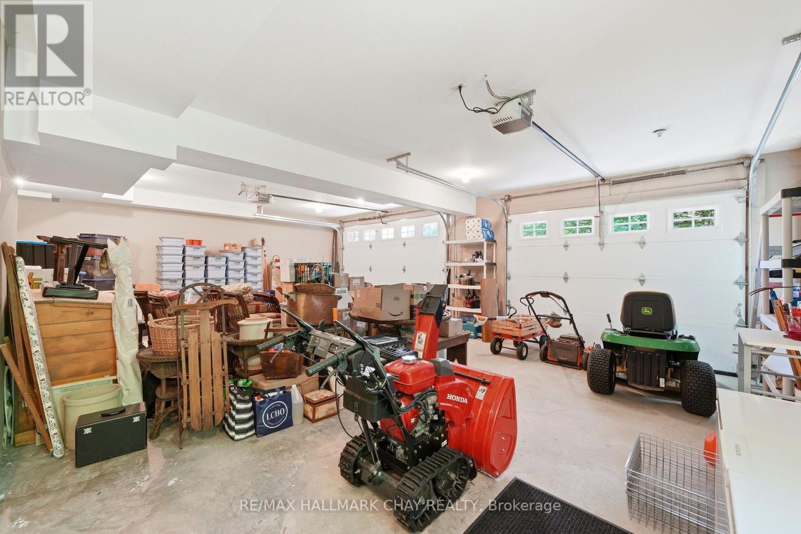 50 PRICE POINT ROAD - 22