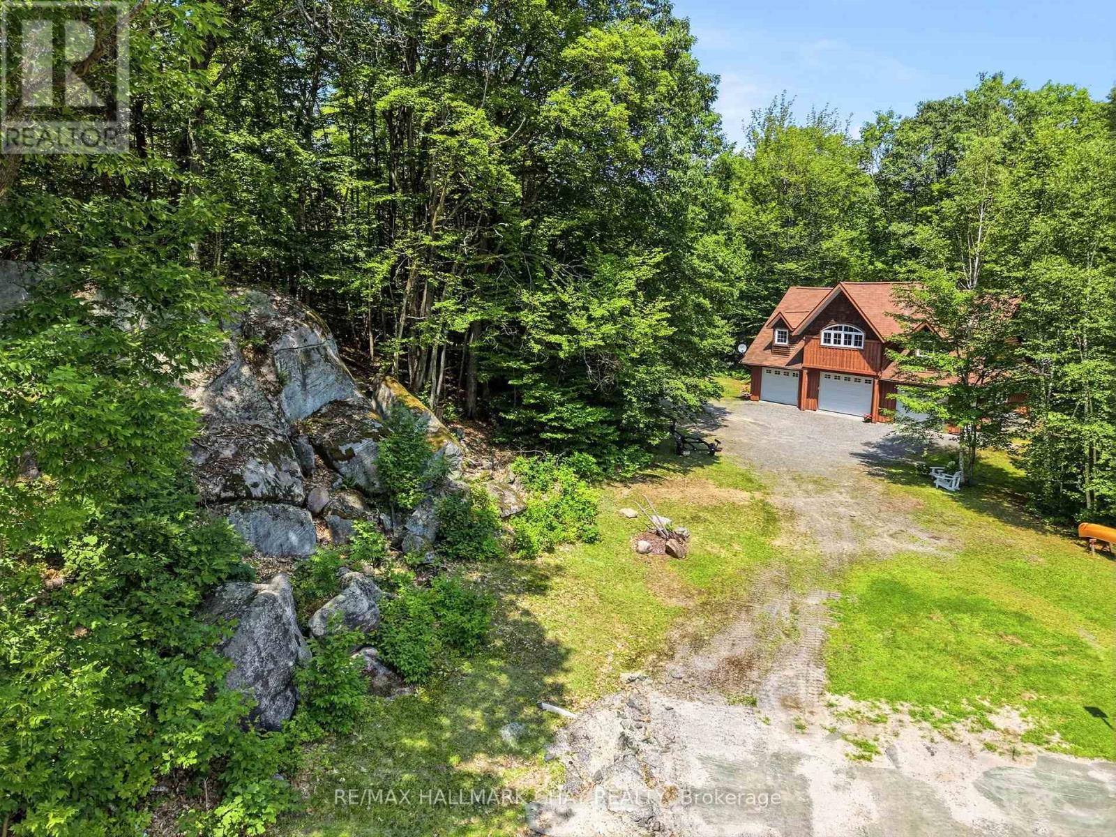 50 PRICE POINT ROAD - 27