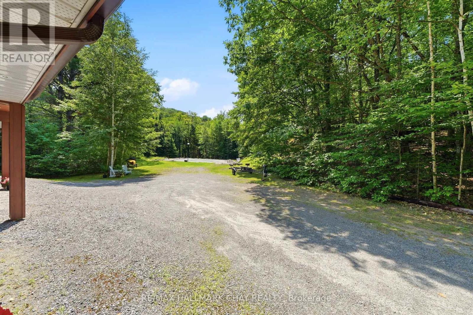 50 PRICE POINT ROAD - 5