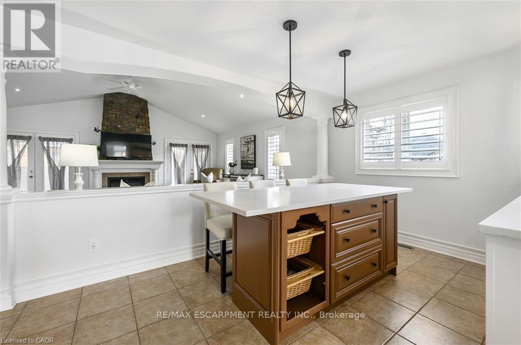 27 CARVER DRIVE - Image 9