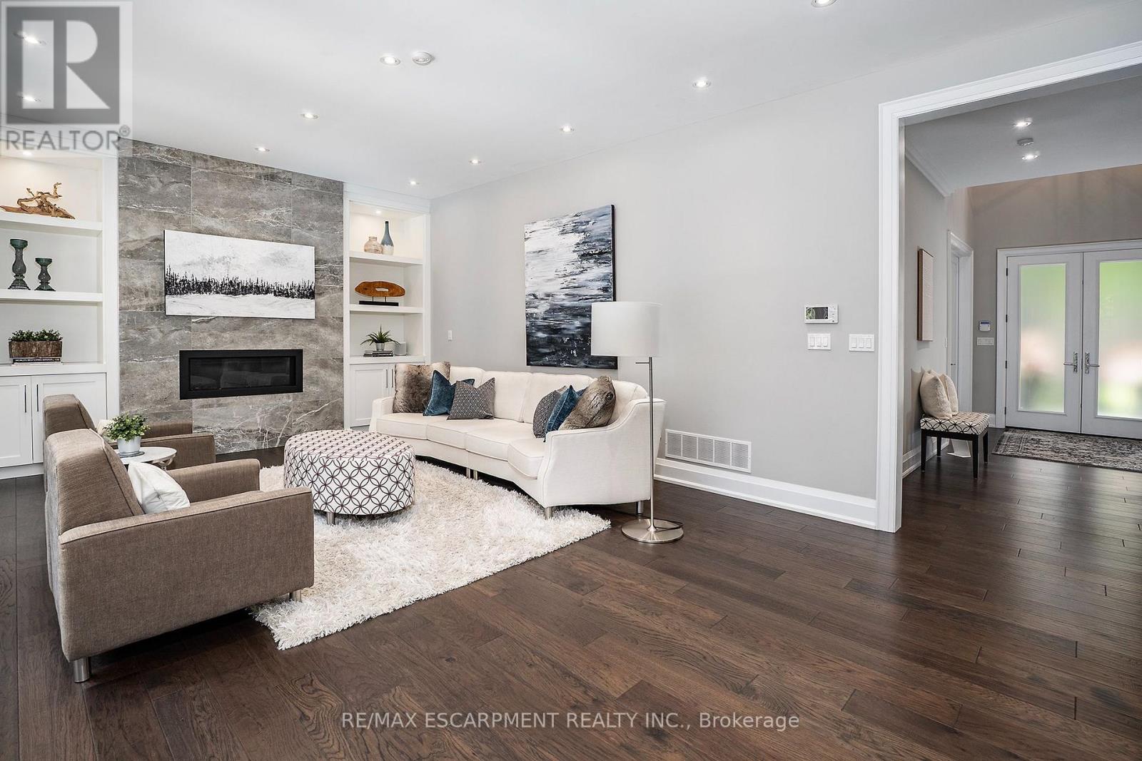 71 LLOYMINN AVENUE - Image 13
