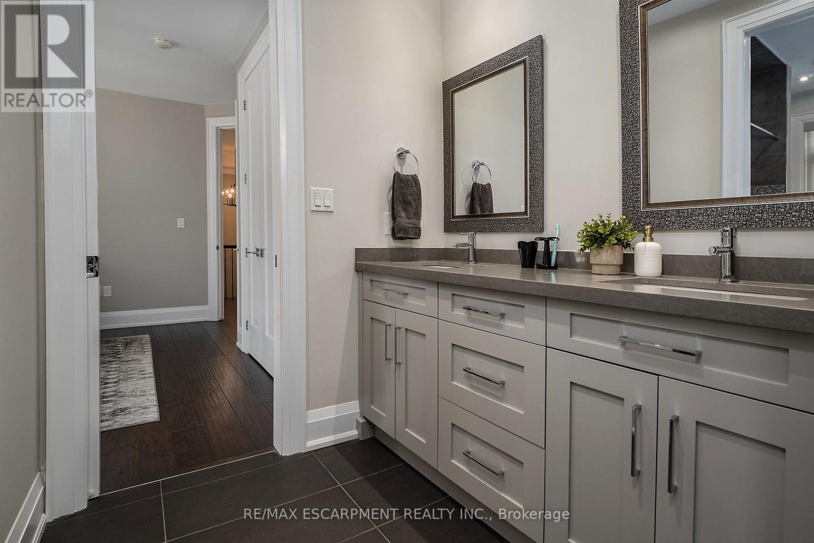 71 LLOYMINN AVENUE - Image 20