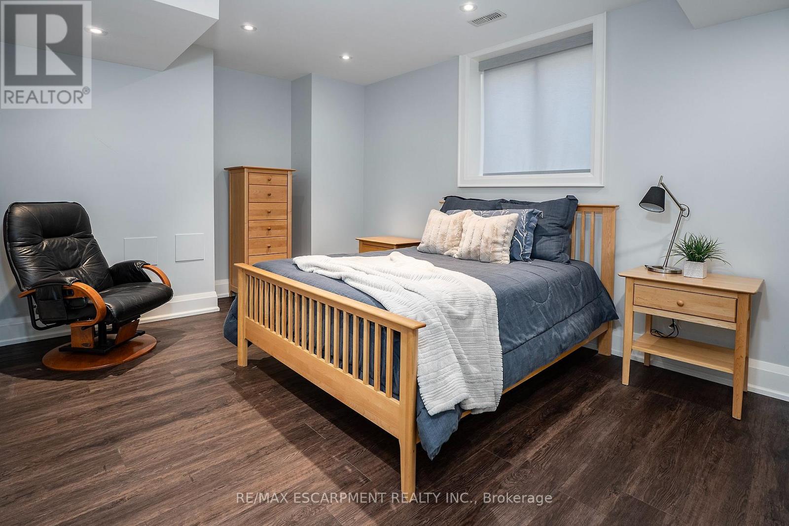 71 LLOYMINN AVENUE - Image 28