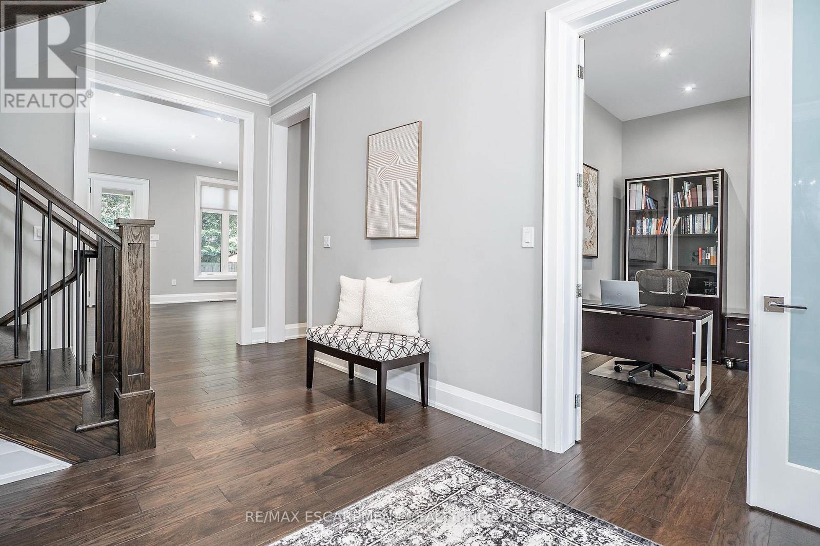 71 LLOYMINN AVENUE - Image 3