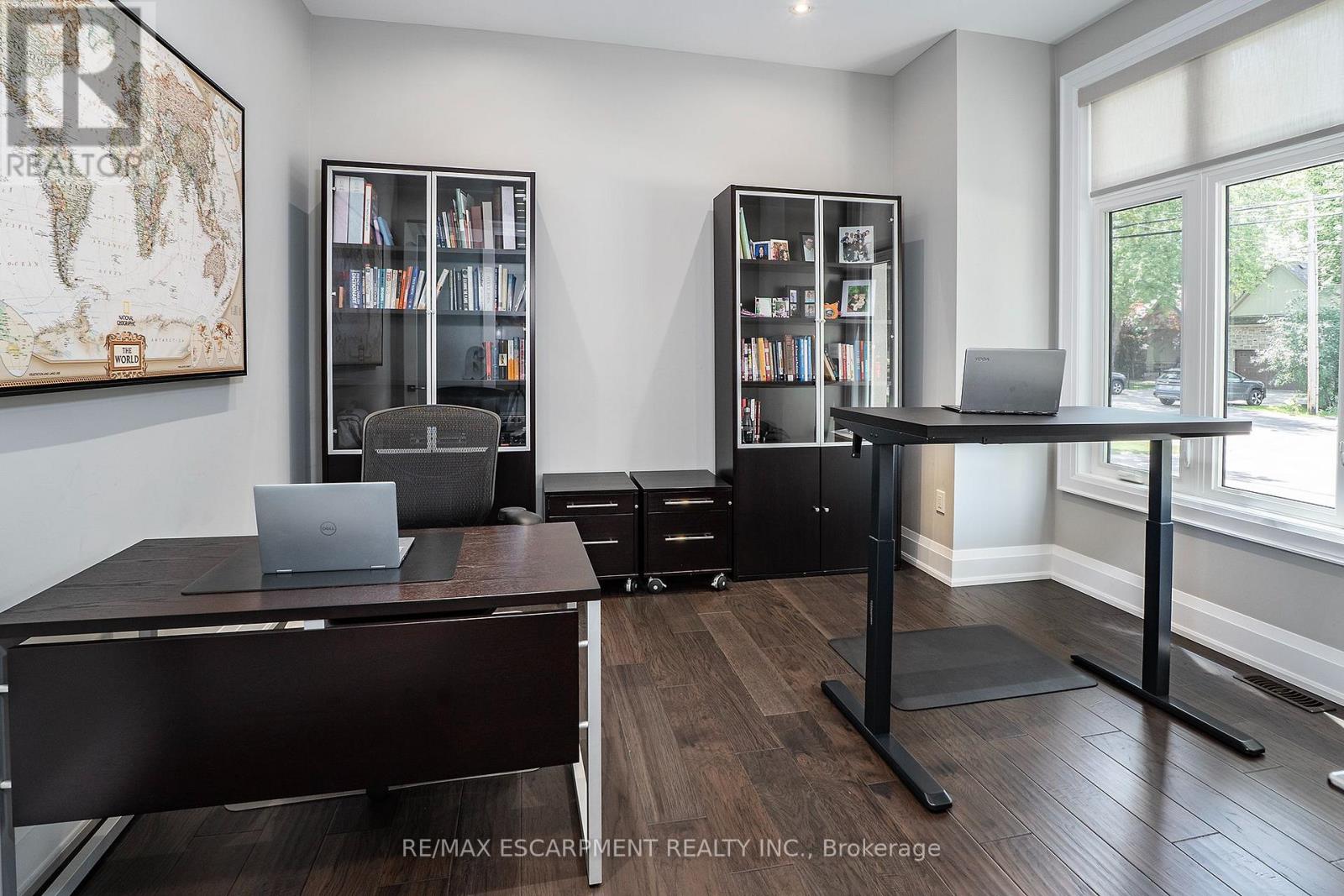 71 LLOYMINN AVENUE - Image 4