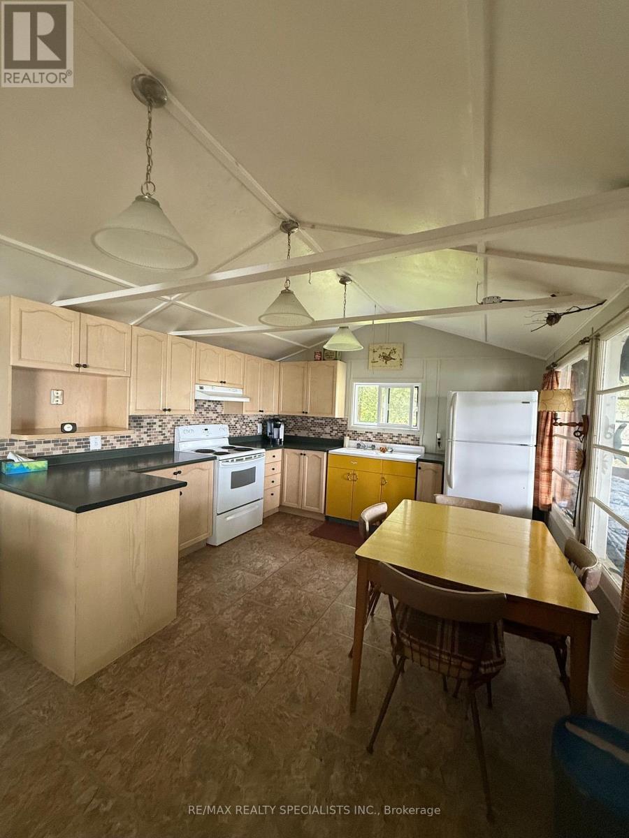 LOT 44 SNAKE ISLAND - 11