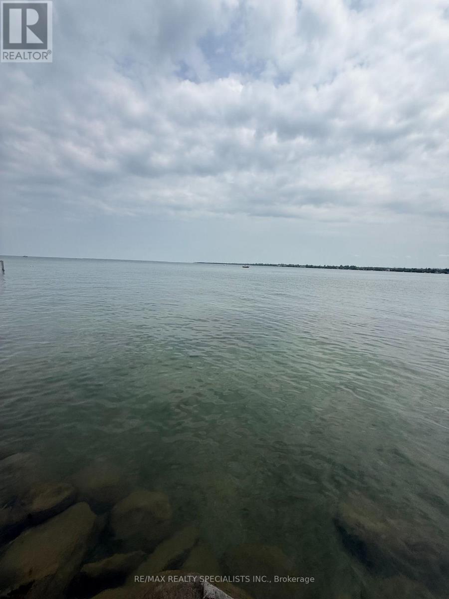 LOT 44 SNAKE ISLAND - 41