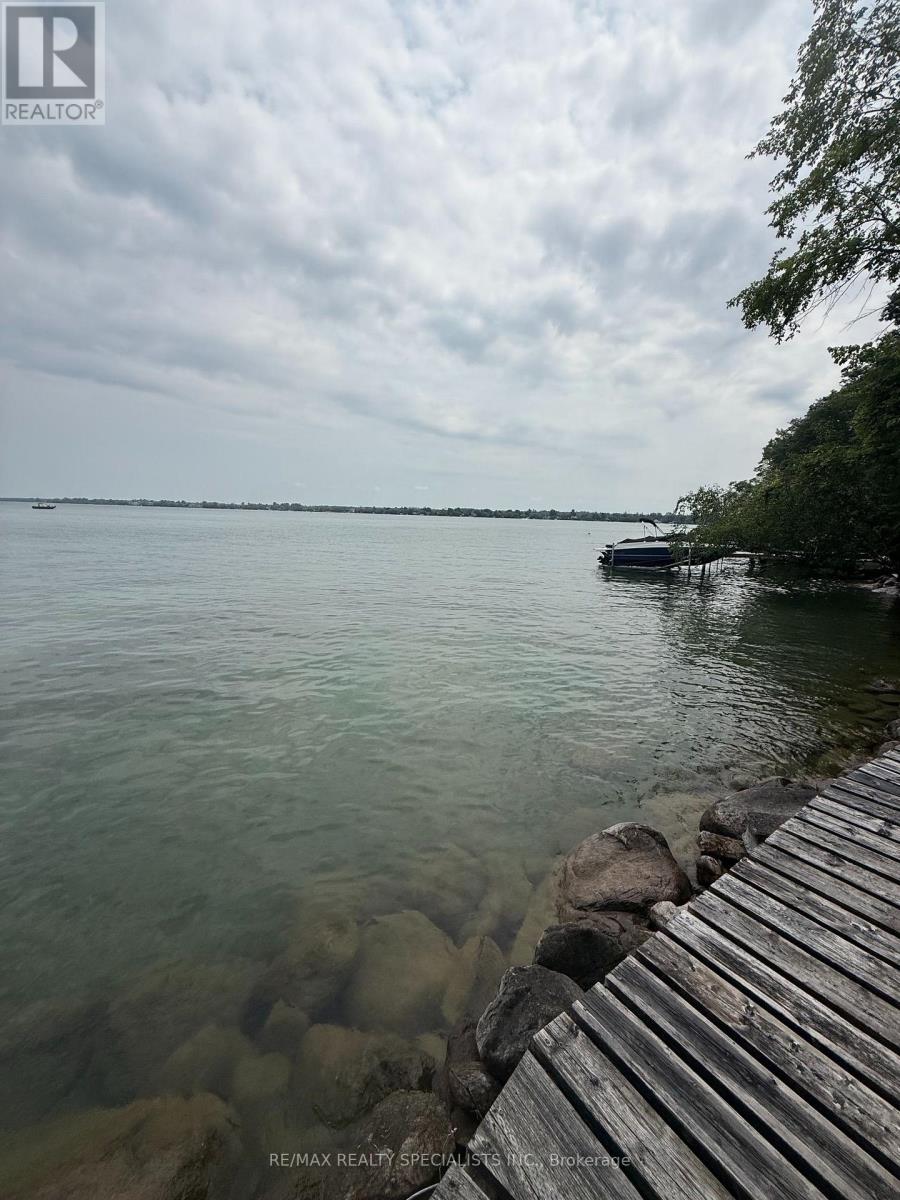 LOT 44 SNAKE ISLAND - 40