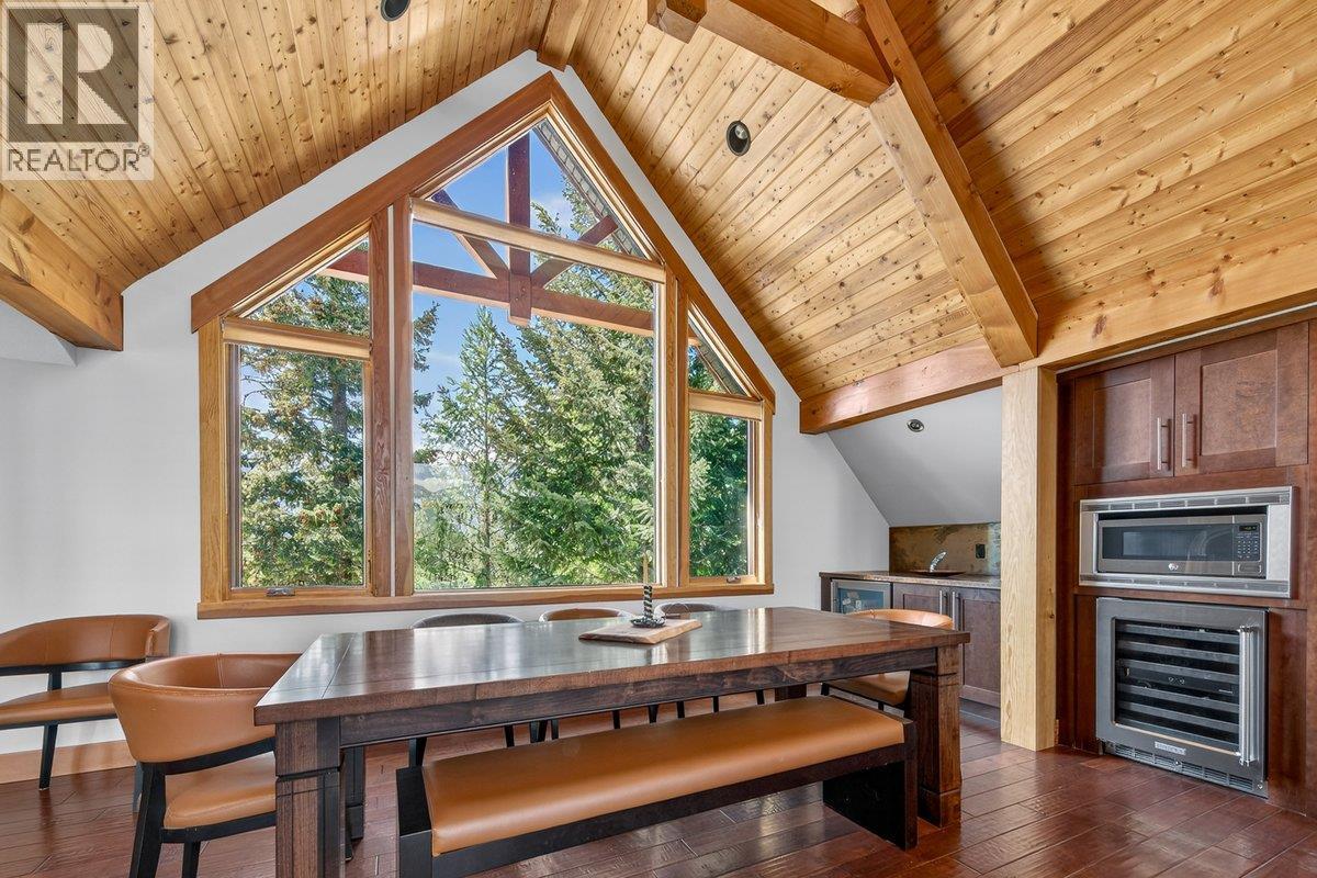 2557 LEDGEROCK Ridge, Invermere
