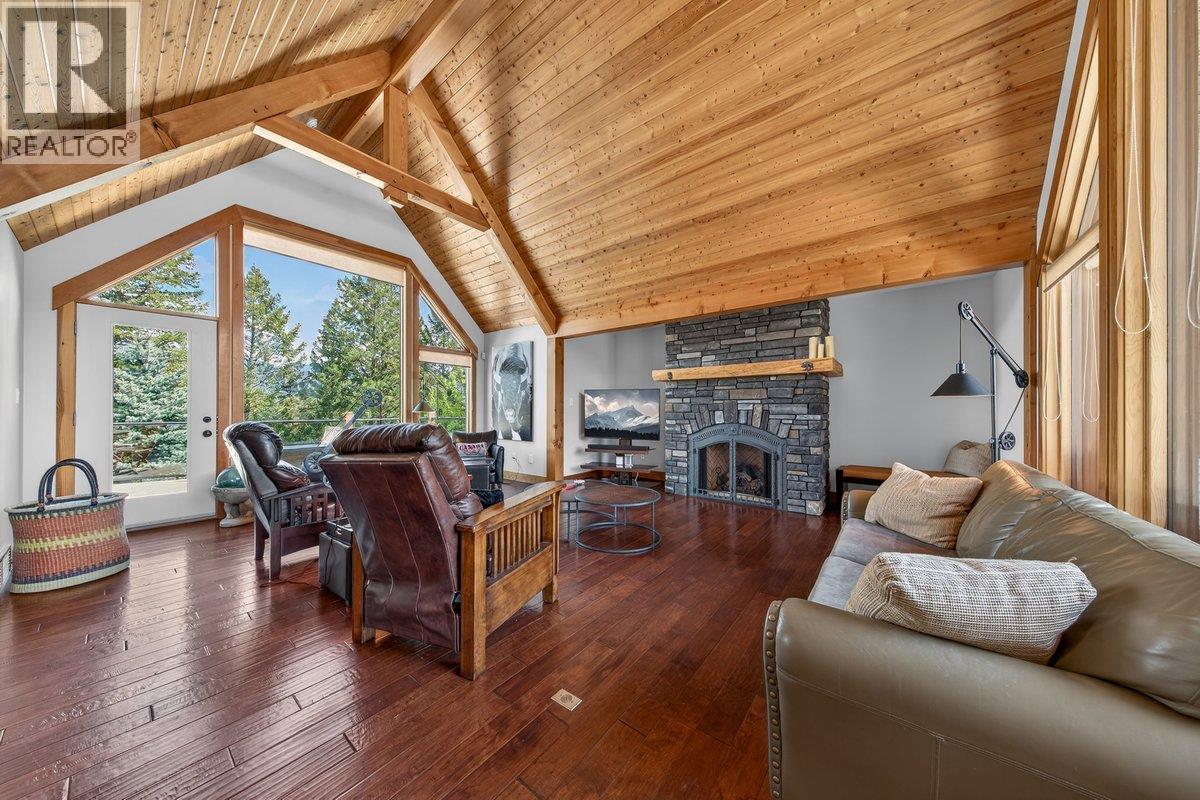 2557 LEDGEROCK Ridge, Invermere