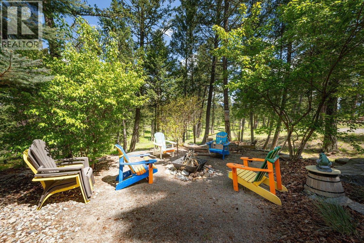 2557 LEDGEROCK Ridge, Invermere