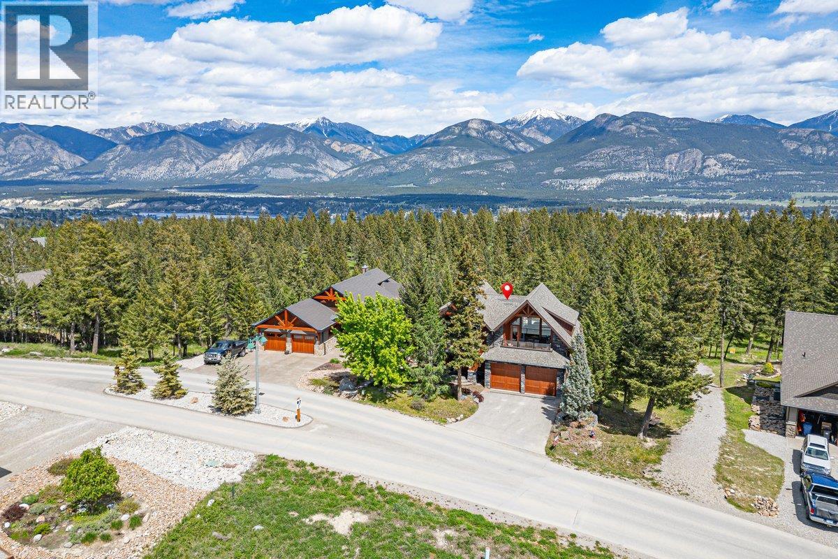2557 LEDGEROCK Ridge, Invermere