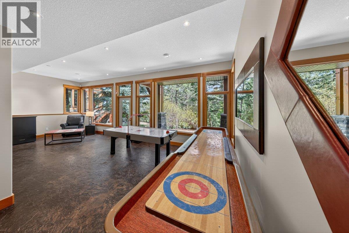 2557 LEDGEROCK Ridge, Invermere