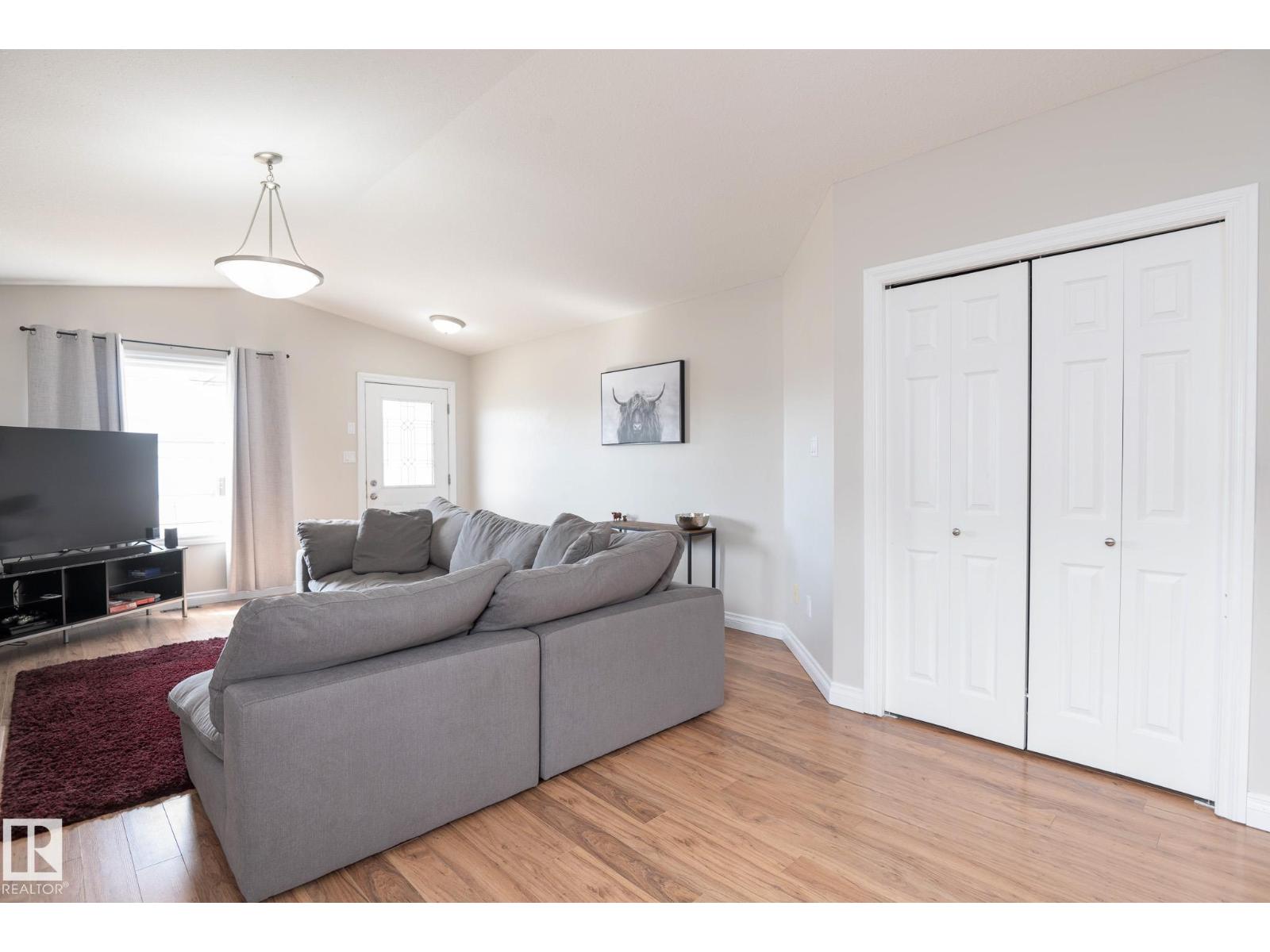 2620 LAKE AV - 3