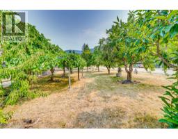 Primary Bedroom - 3472 Lockhart Crescent, Spallumcheen, BC V4Y0S9 Photo 8