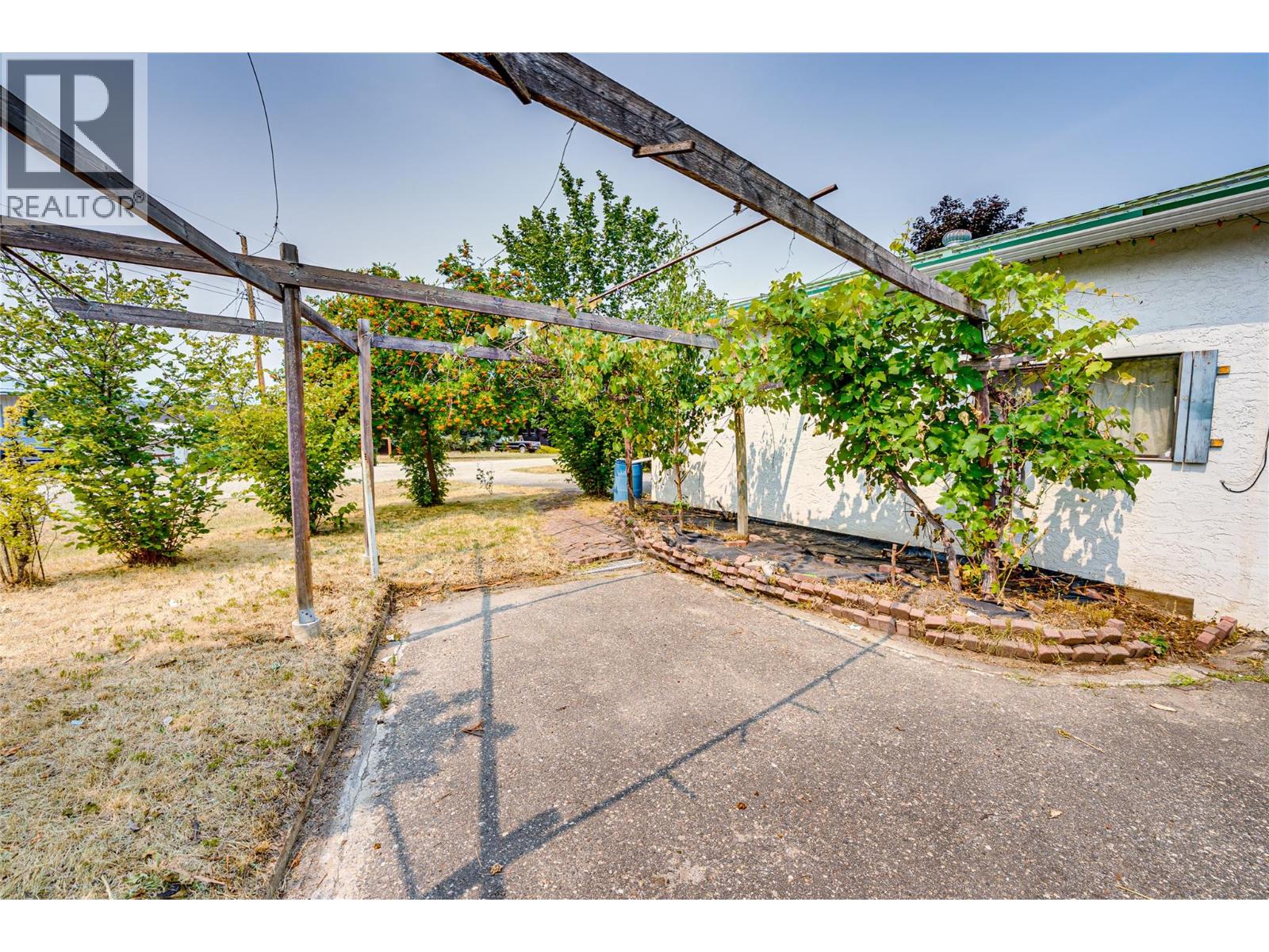 3472 Lockhart Crescent - 69