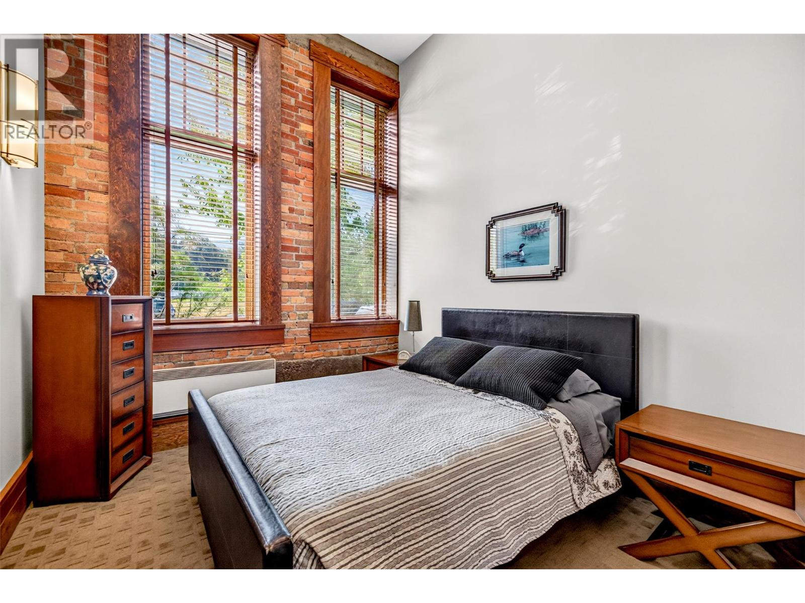 #103A 901 2nd Avenue - 39
