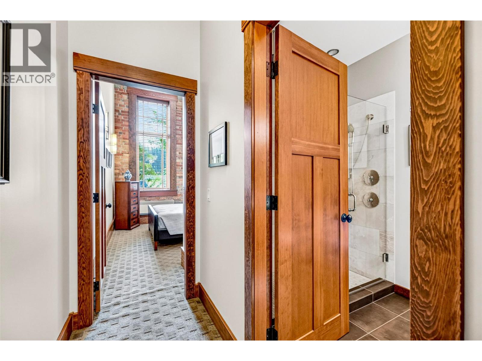 #103A 901 2nd Avenue - 38