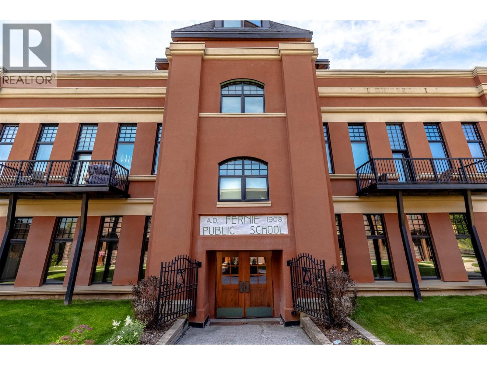#103A 901 2nd Avenue - 1