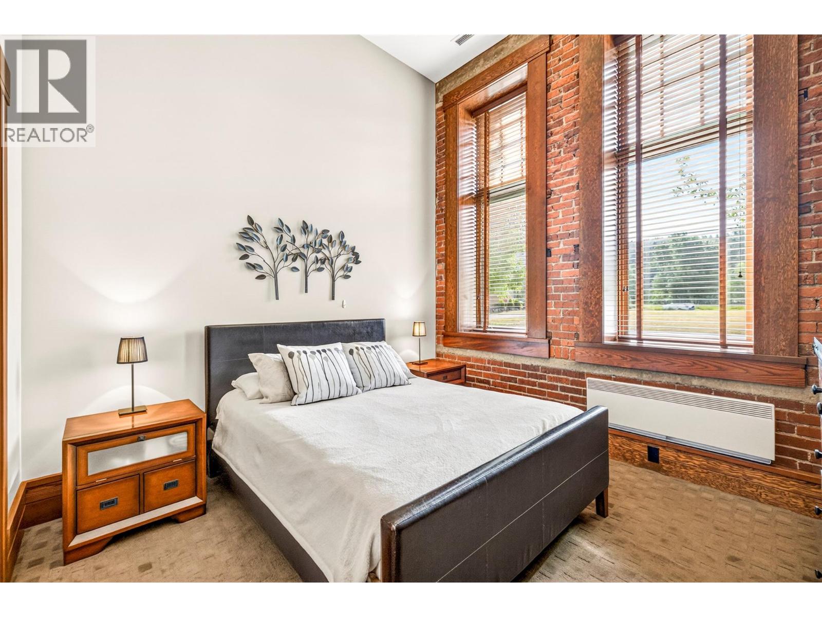 #103A 901 2nd Avenue - 31