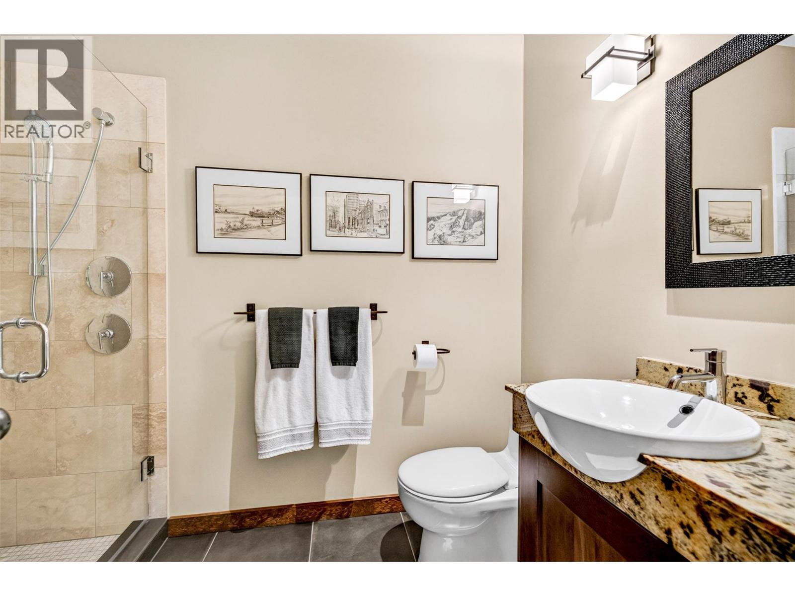 #103A 901 2nd Avenue - 43