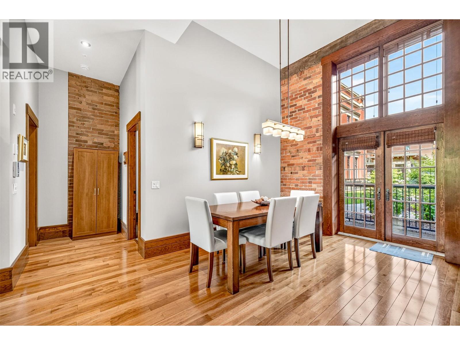 #103A 901 2nd Avenue - 22