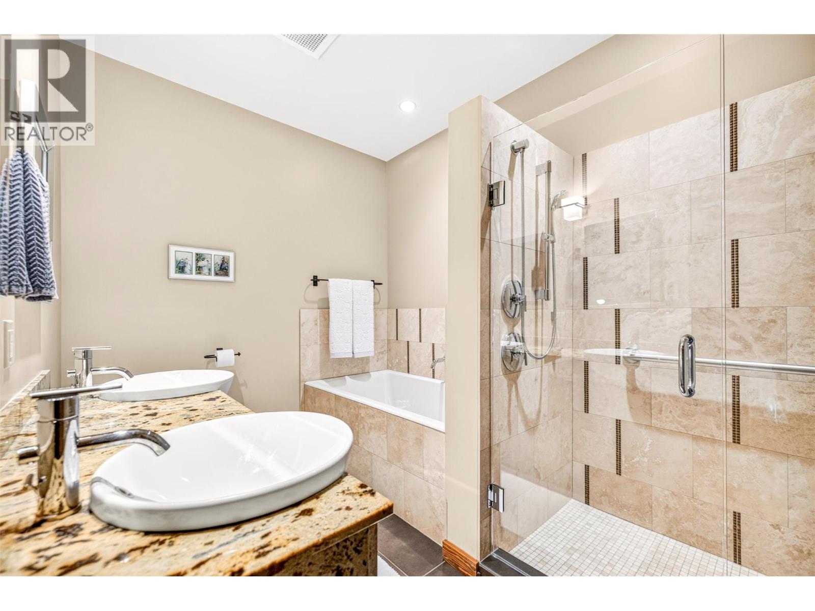 #103A 901 2nd Avenue - 36