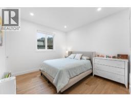 541 Clifton Court, Kelowna, BC V1V0B7 Photo 29