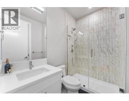 541 Clifton Court, Kelowna, BC V1V0B7 Photo 30