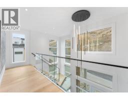 Foyer - 541 Clifton Court, Kelowna, BC V1V0B7 Photo 28