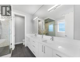 541 Clifton Court, Kelowna, BC V1V0B7 Photo 39