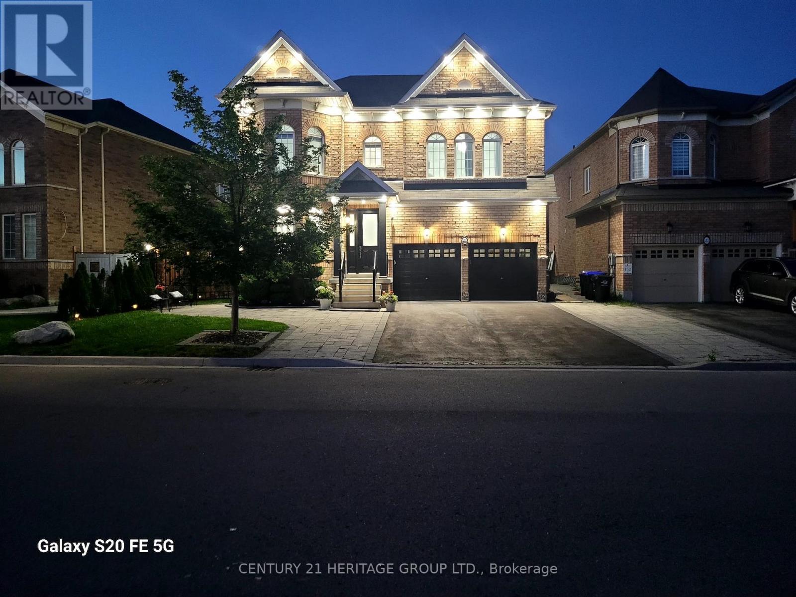 27 LEITH DRIVE - 2