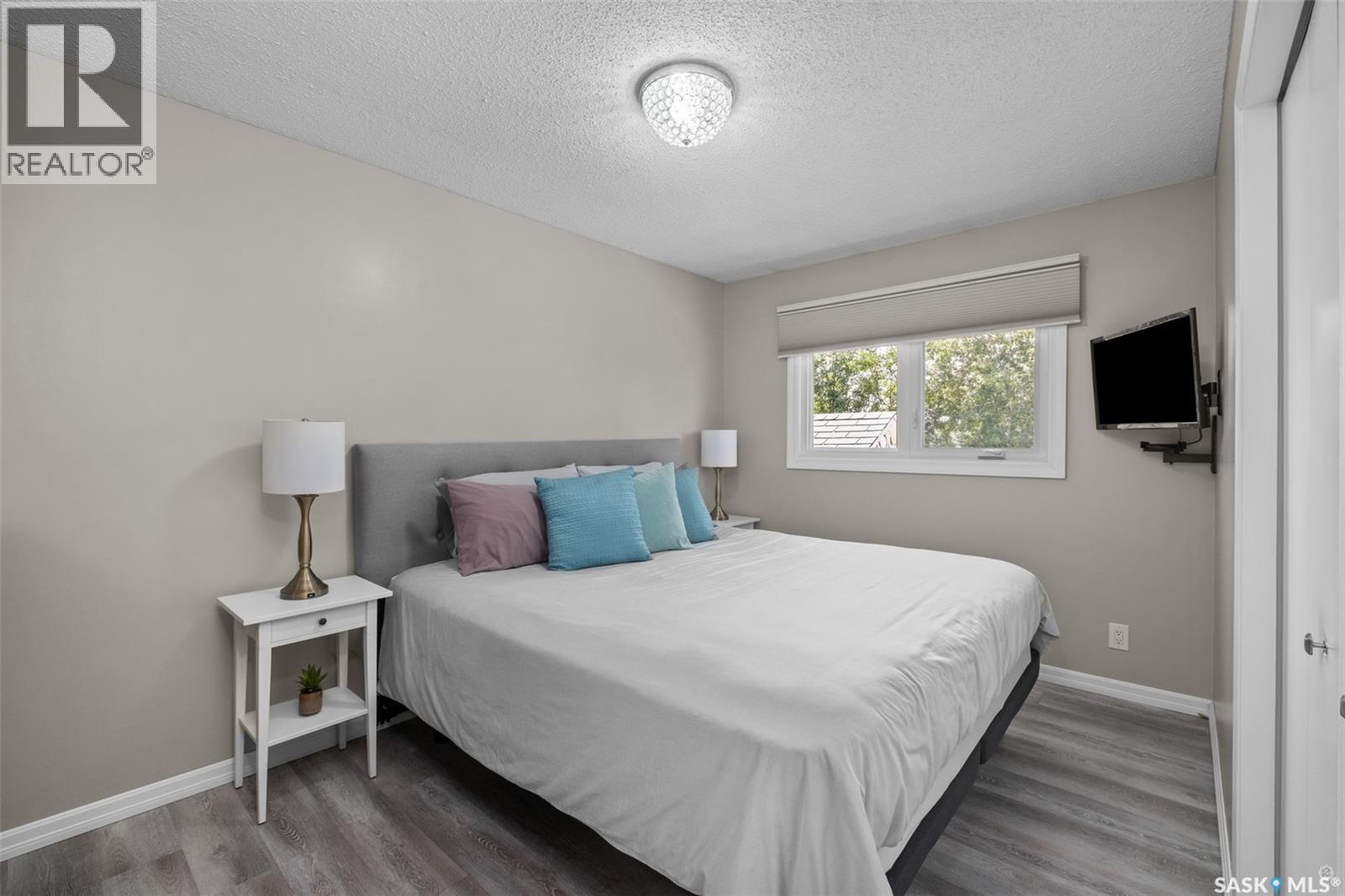 1561 Sibbald CRESCENT - Image 15