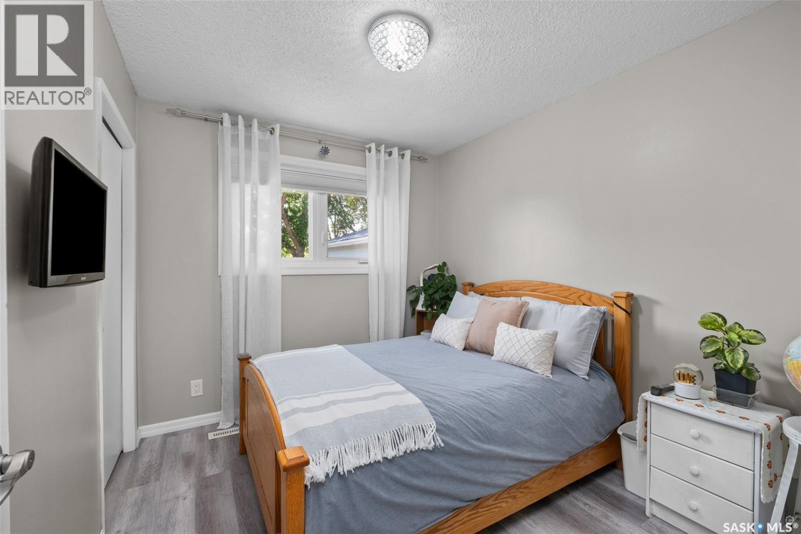 1561 Sibbald CRESCENT - 16