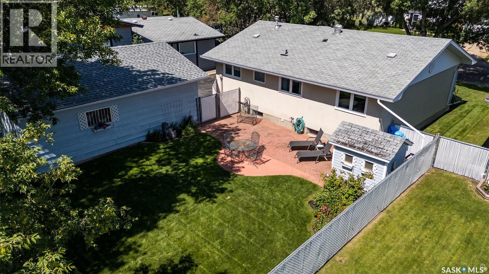 1561 Sibbald CRESCENT - 32